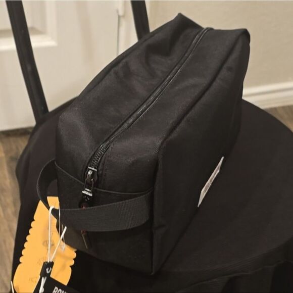 True Religion Anton Dopp Bag - Picture 7 of 8